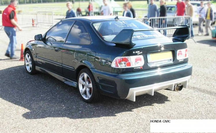 HONDA CIVIC COUPE:MODEL 1995-2000:ZADNÝ NÁRAZNÍK RX - Kliknutím na obrázok zatvorte -