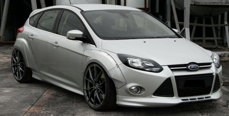 FORD FOCUS 3:5-dverový BODYKIT 8-Dielny - Kliknutím na obrázok zatvorte -