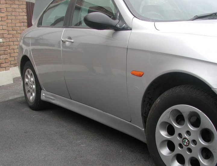 ALFA ROMEO 156:KRYTY PRAHOV RF-2 /PÁR/ - Kliknutím na obrázok zatvorte -