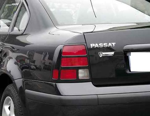 VW PASSAT B5 97-2001:KRYTY ZADNÝCH SVETIEL:K-1 /2-KUSY/ - Kliknutím na obrázok zatvorte -