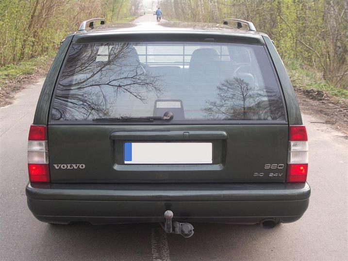 VOLVO:740/940/960:SPOJLER NA ZADNÚ KAPOTU /STRIEŠKA/ RF-2 - Kliknutím na obrázok zatvorte -