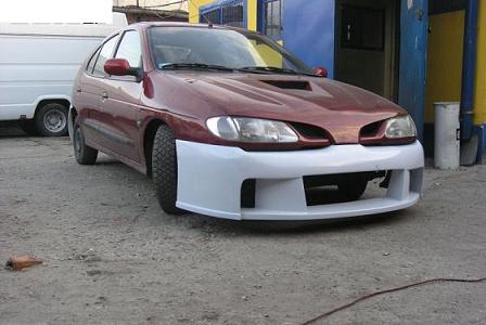 RENAULT MEGANE-96-99 predný nárazník:AT-05 - Kliknutím na obrázok zatvorte -