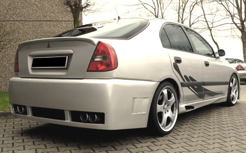 MITSUBISHI CARISMA 99-04:ZADNÝ NÁRAZNÍK R-LOOK - Kliknutím na obrázok zatvorte -