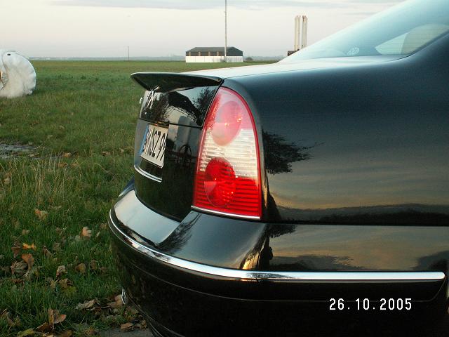 VW PASSAT :2000-2005: SPOJLER-PREDLŽENIE HRANY KAPOTY - Kliknutím na obrázok zatvorte -